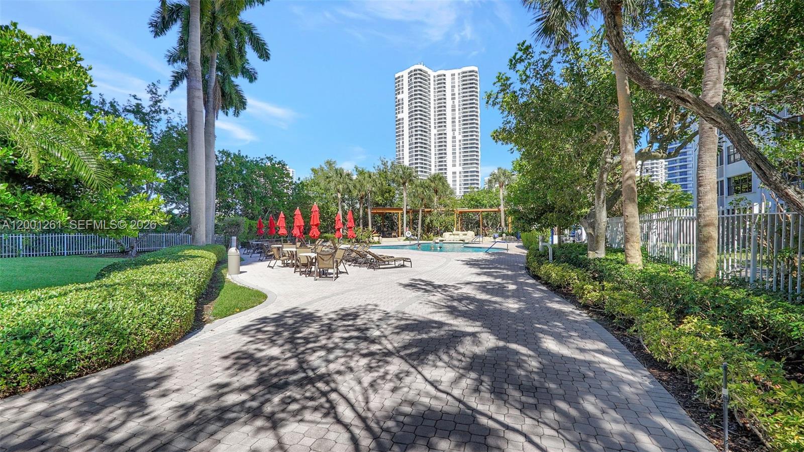 MYSTIC POINTE TOWER 600 C - Residential