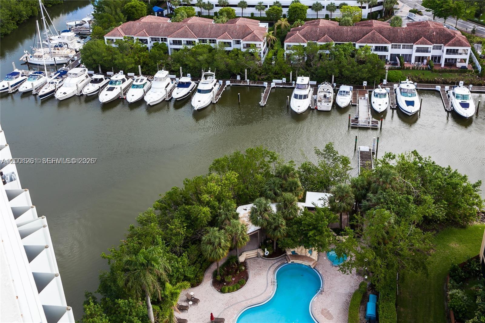 MYSTIC POINTE TOWER 600 C - Residential