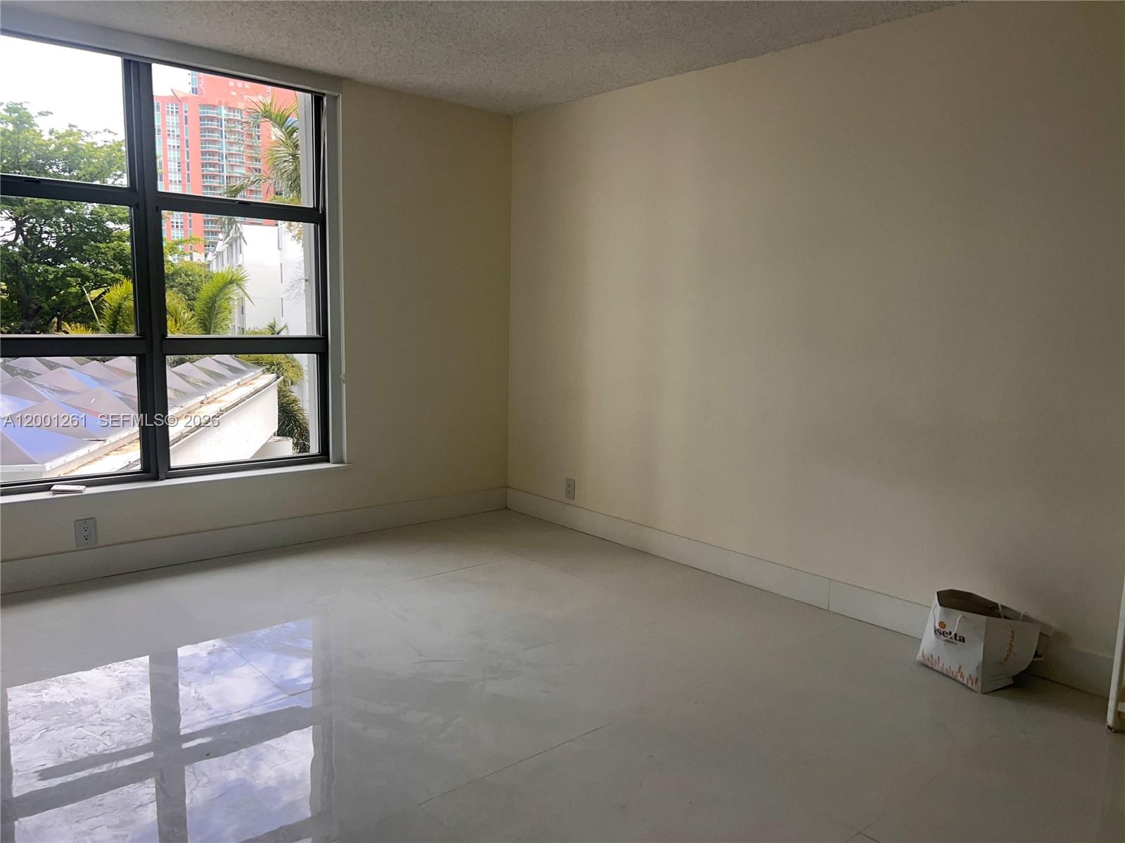 MYSTIC POINTE TOWER 600 C - Residential