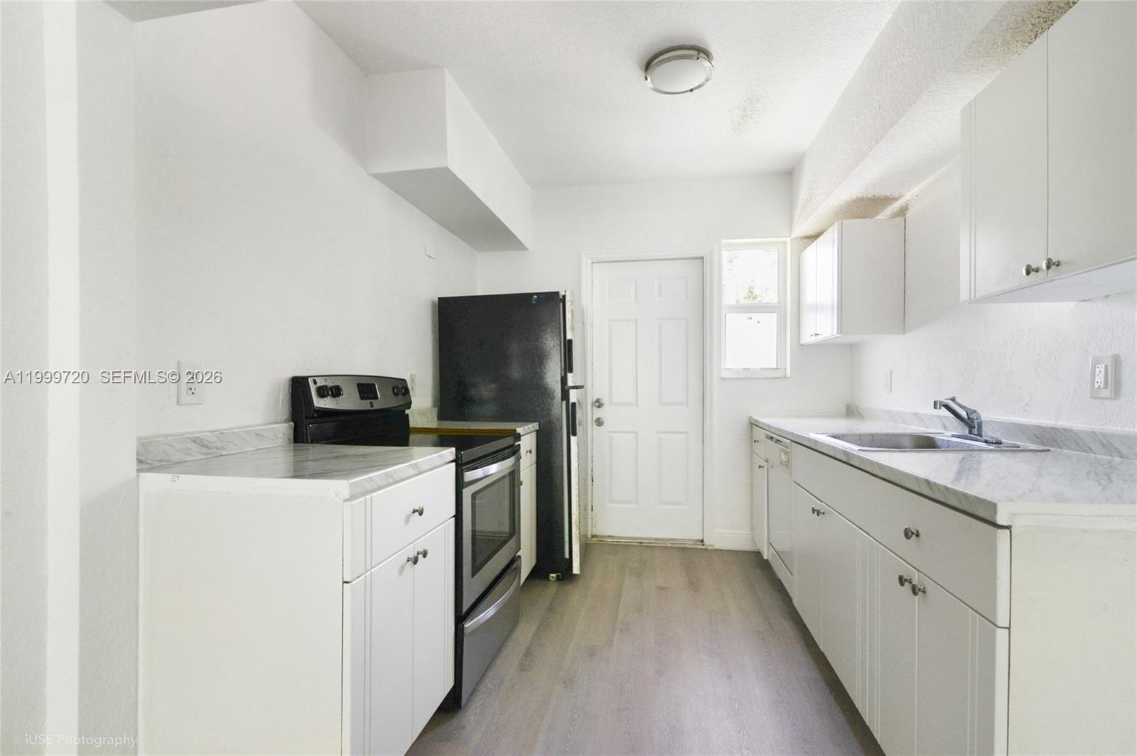 9790 E Bay Harbor Dr 2N