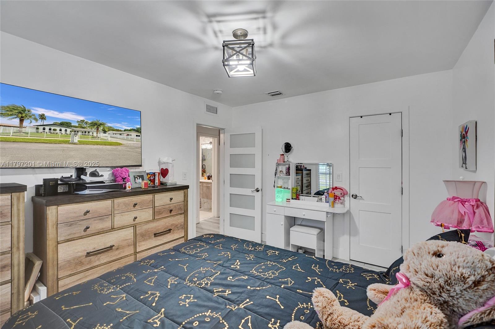 SUNNY ISLES PARK SEC 2 - Residential