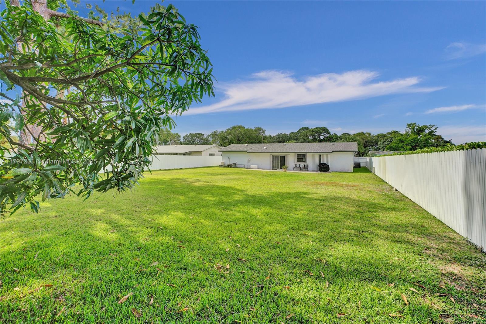 SUNNY ISLES PARK SEC 2 - Residential
