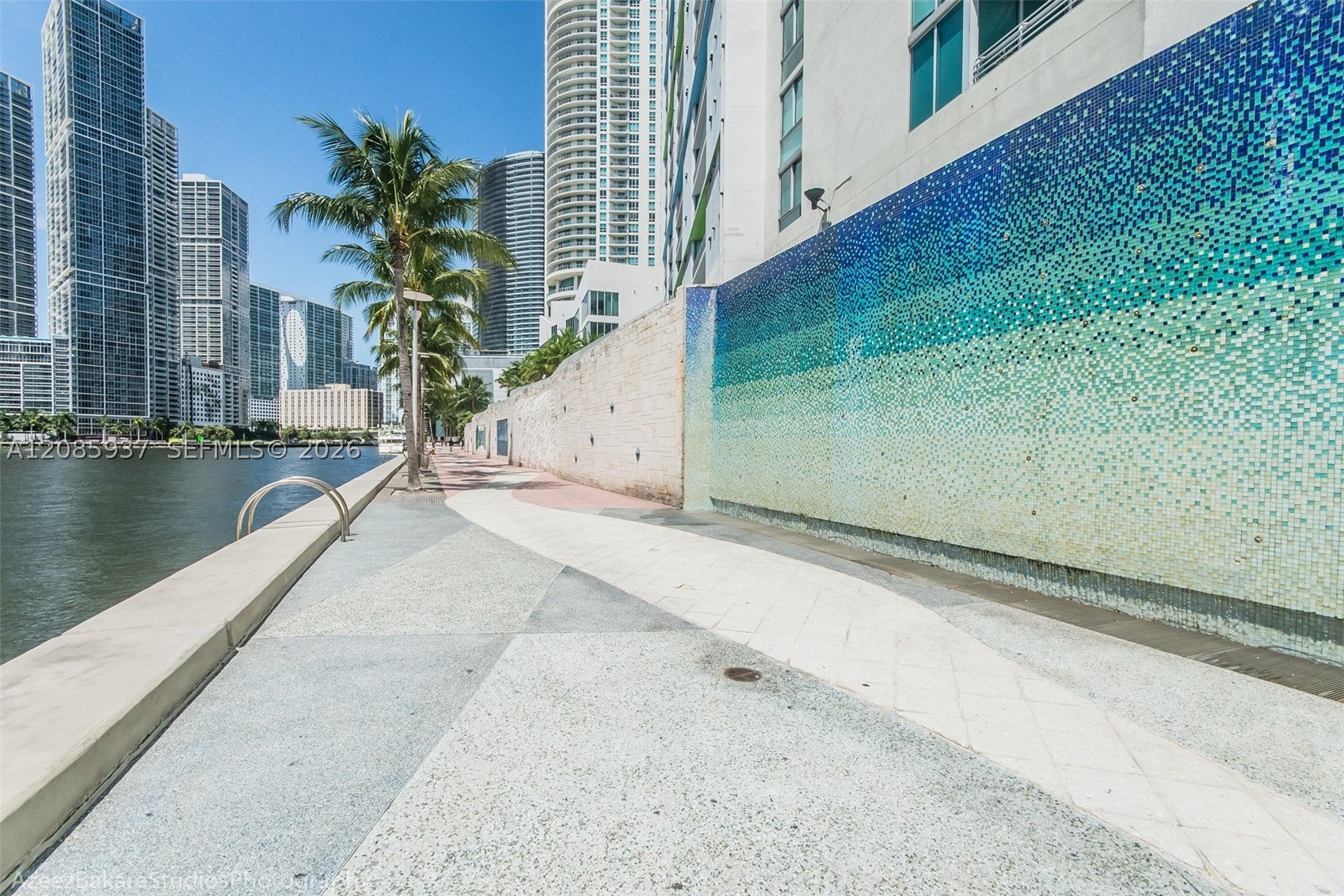 325 S Biscayne Blvd 2114