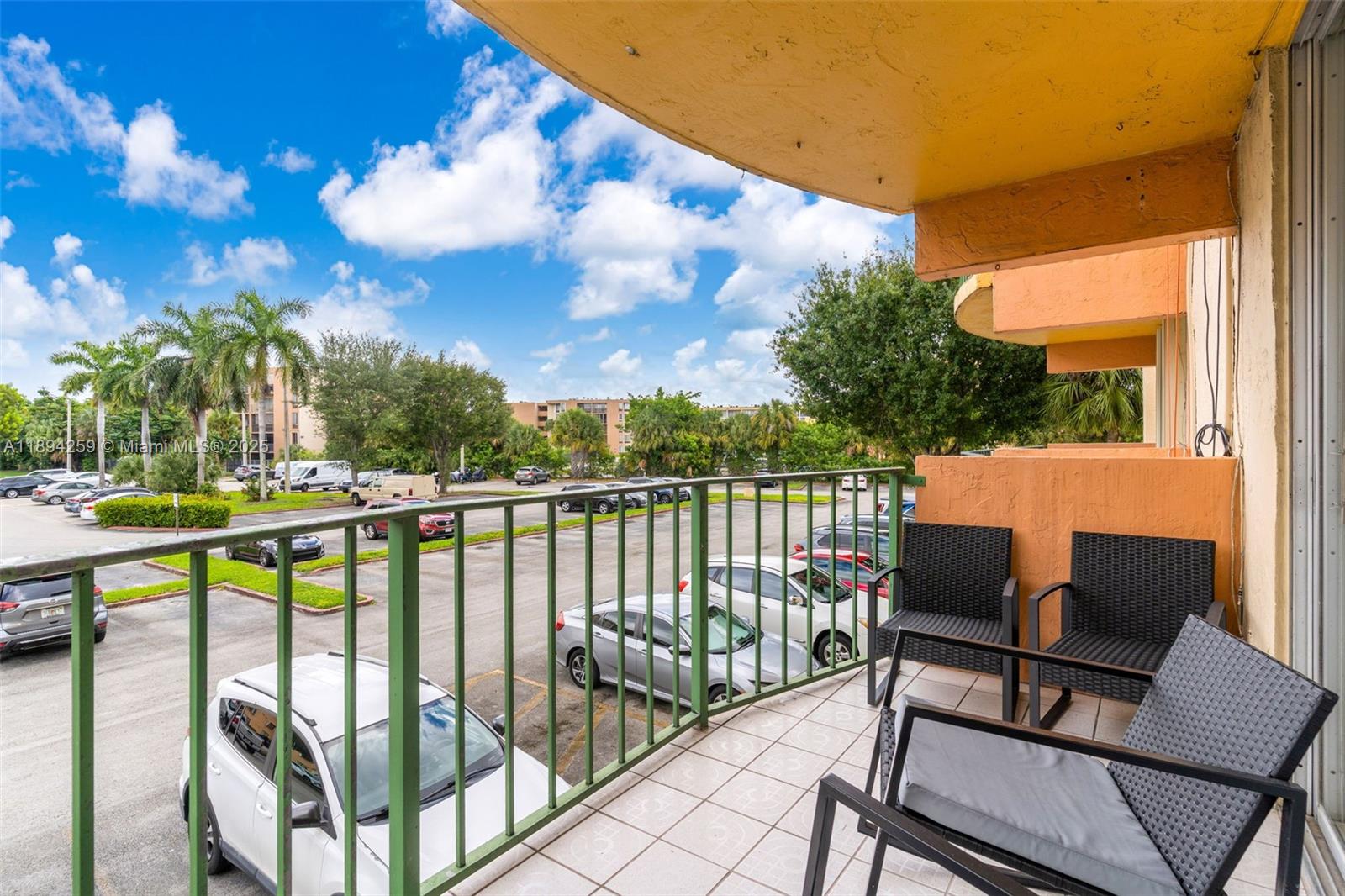 THE FOUNTAINS OF FONTAINE - Residential Lease