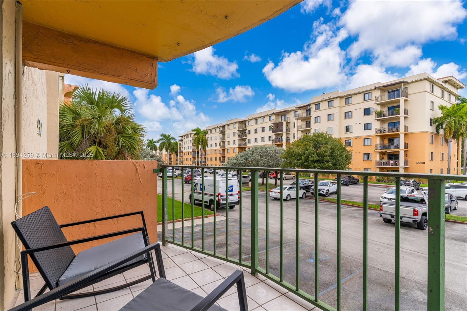 THE FOUNTAINS OF FONTAINE - Residential Lease