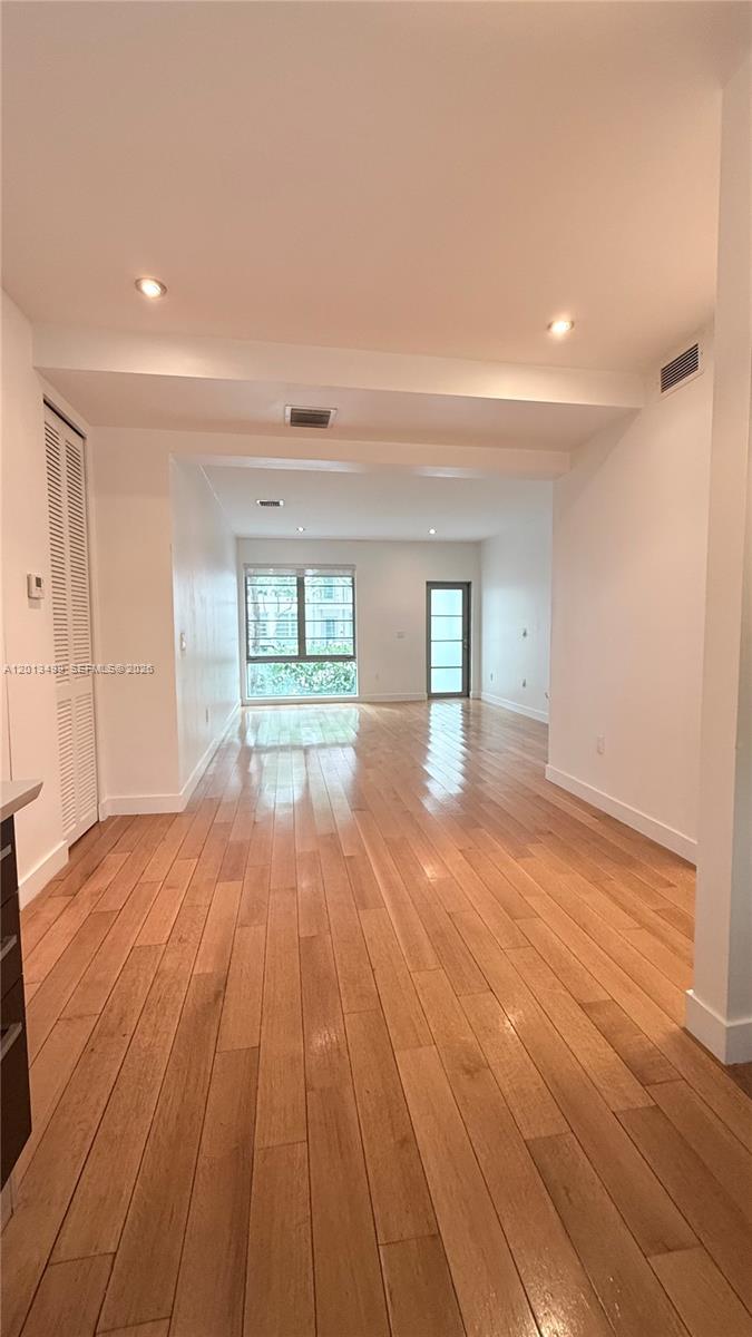 MID GOLF SUB - Residential Lease
