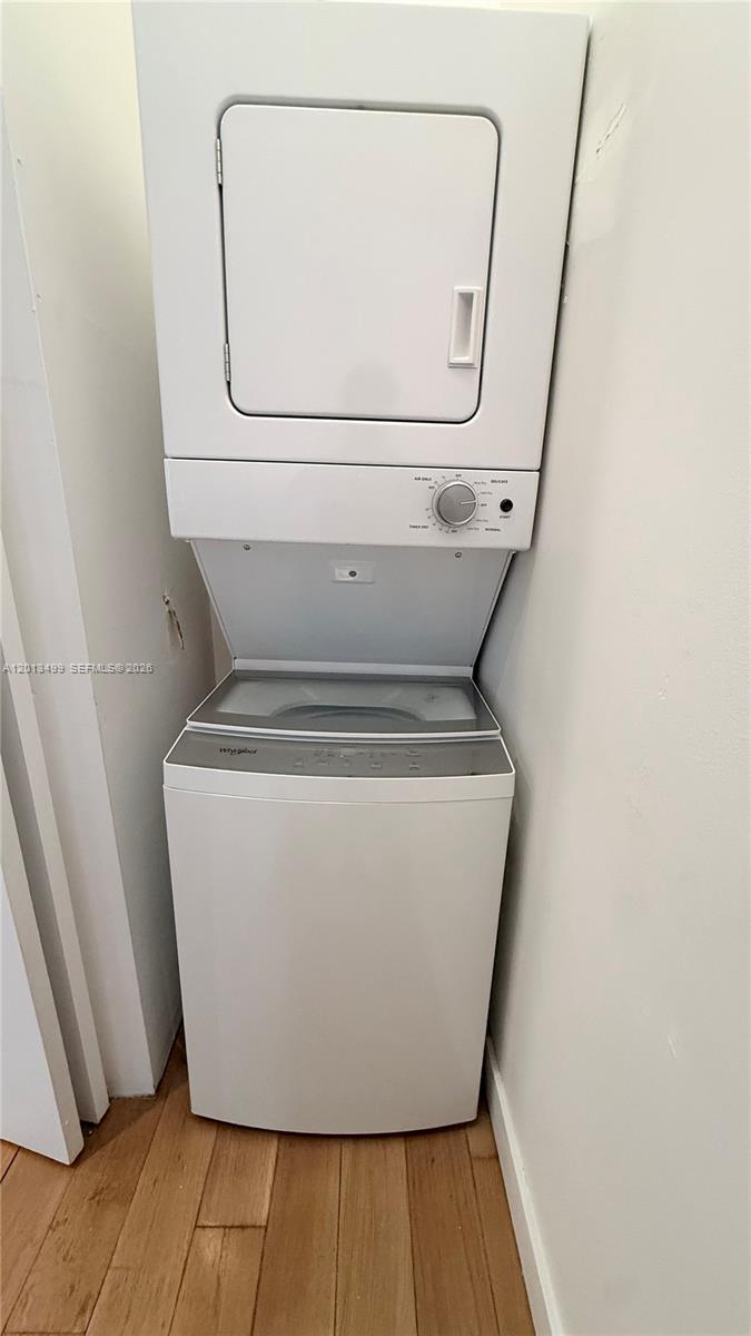 MID GOLF SUB - Residential Lease