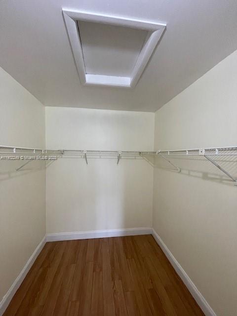 PEMBROKE POINTE SECTION T - Residential Lease