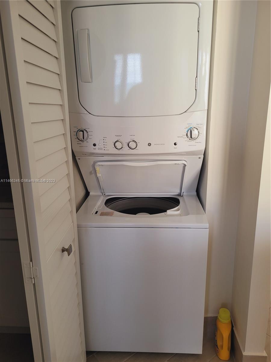 OCEAN TRAIL CONDO III - Residential Lease