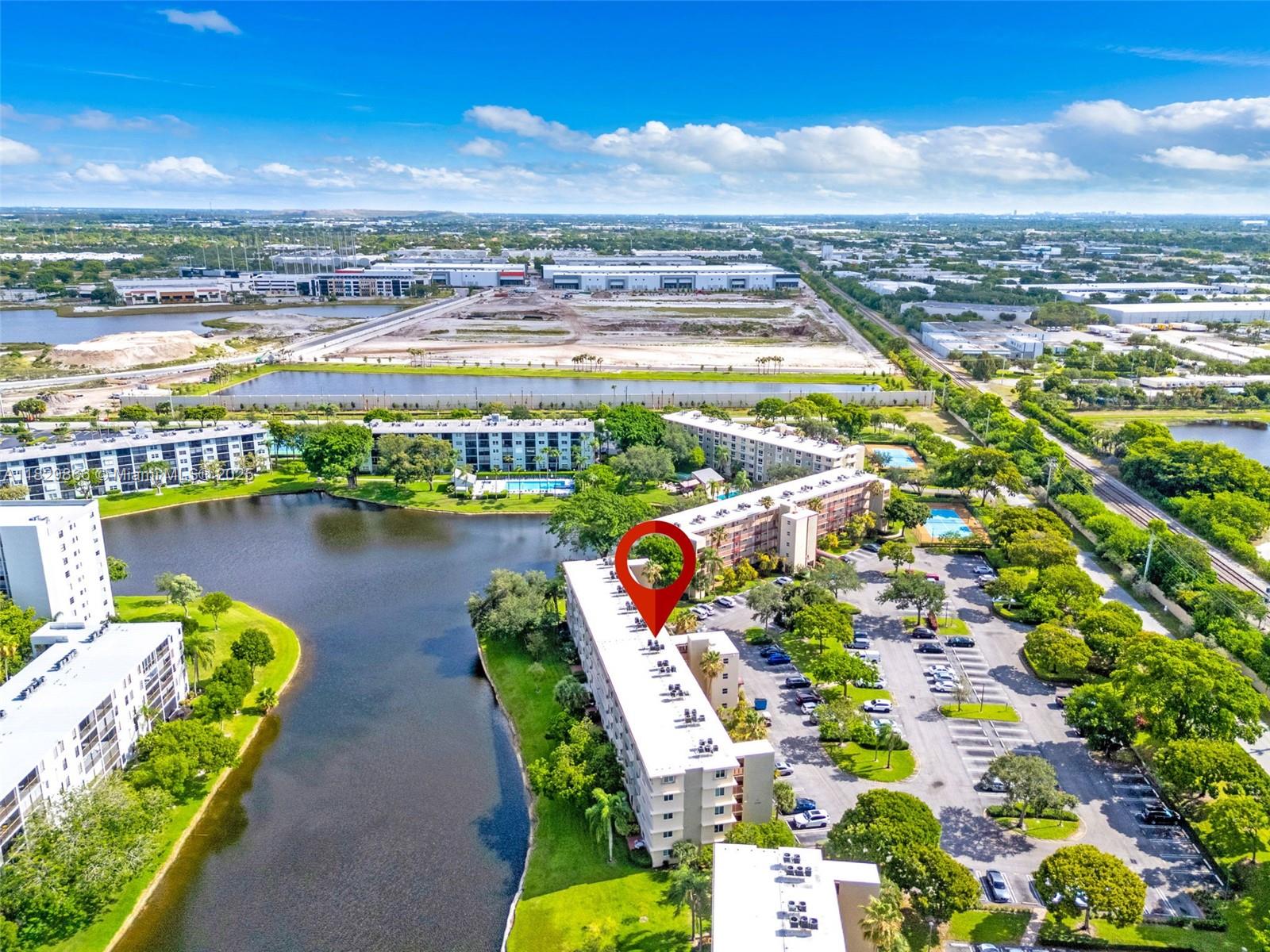 2106 S Cypress Bend Dr 203, Pompano Beach, FL, 33069/$205,000 1 2106 S Cypress Bend Dr 203