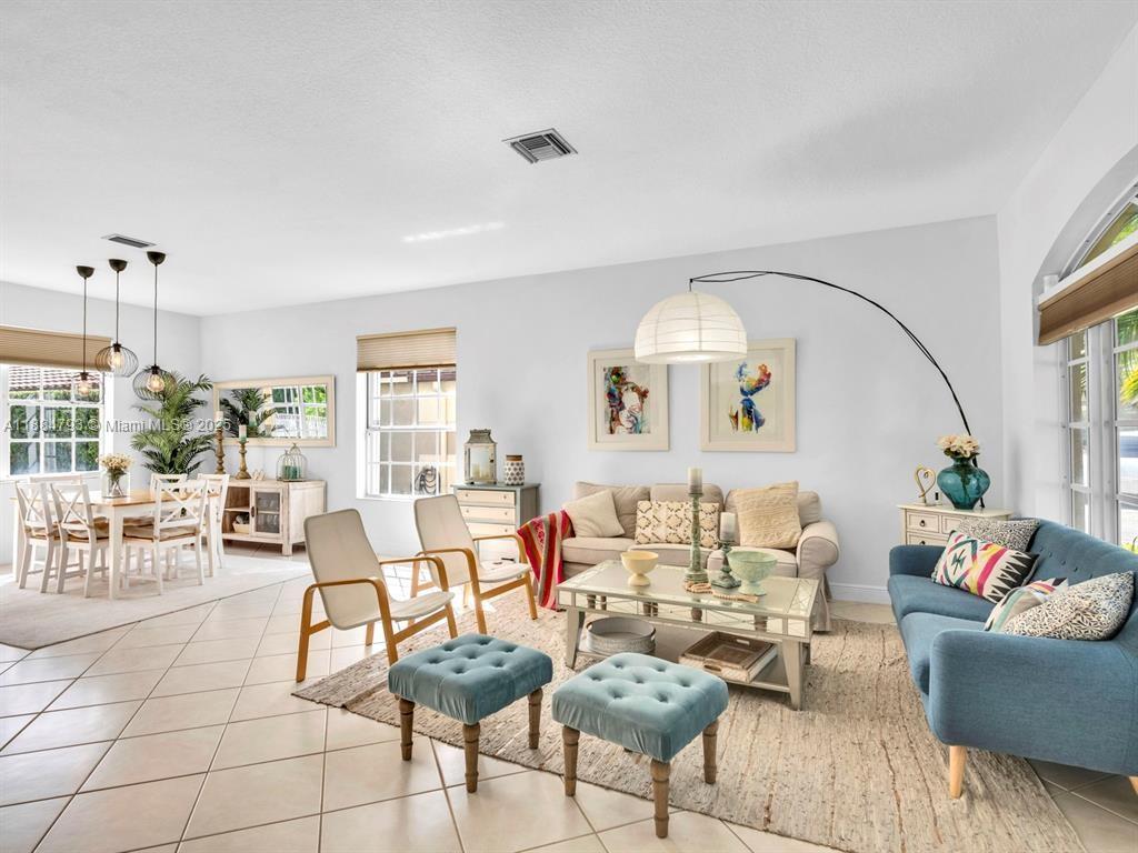 SECTOR 4 - Residential Lease