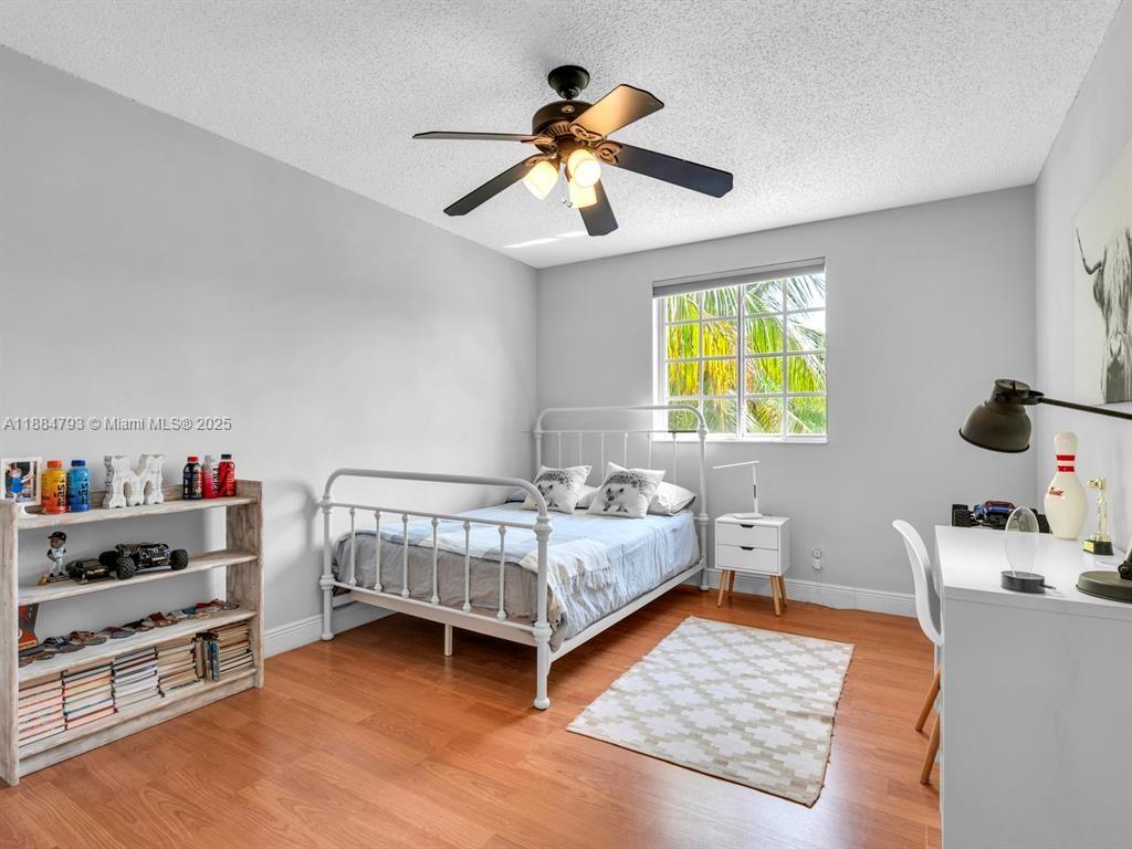 SECTOR 4 - Residential Lease
