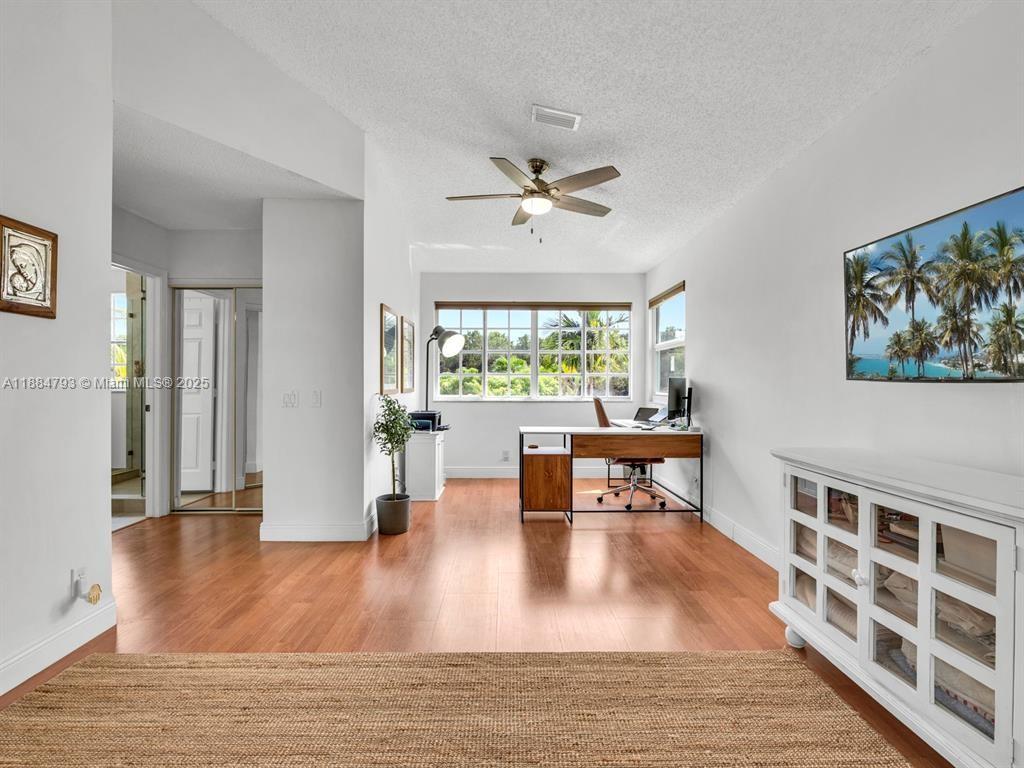 SECTOR 4 - Residential Lease