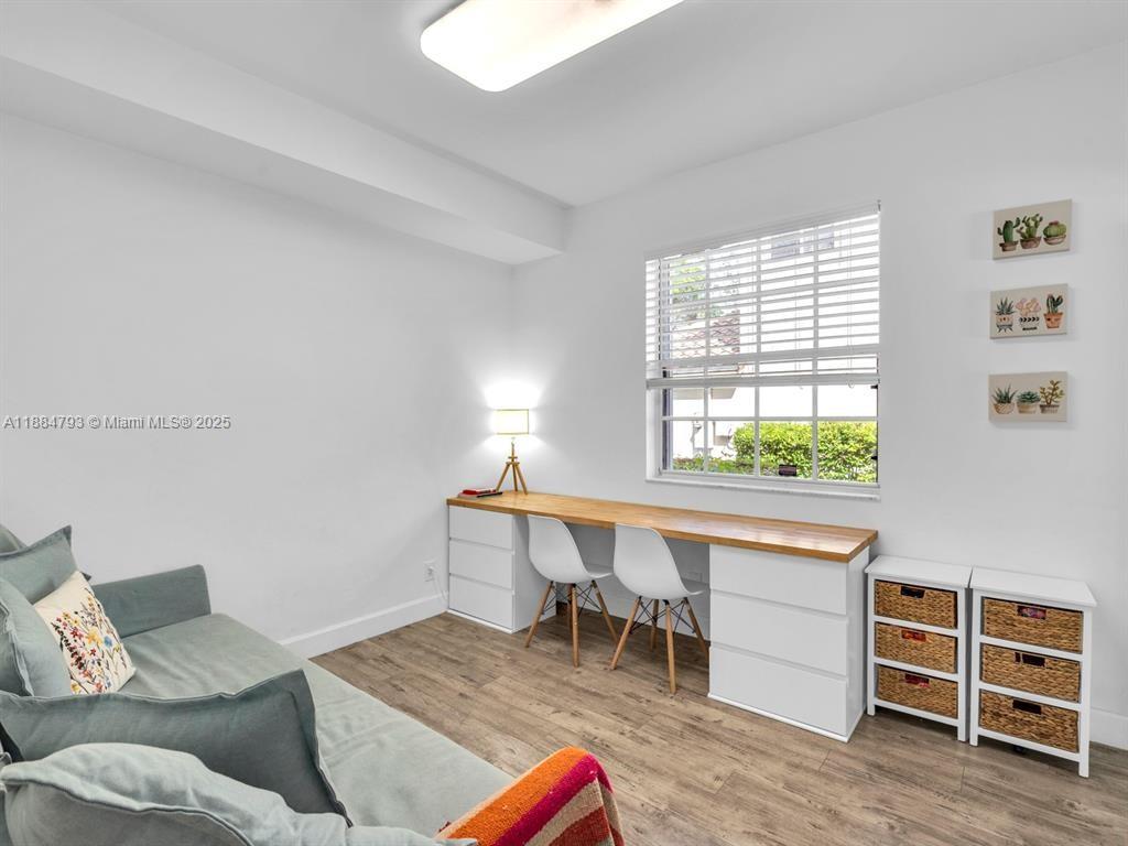 SECTOR 4 - Residential Lease