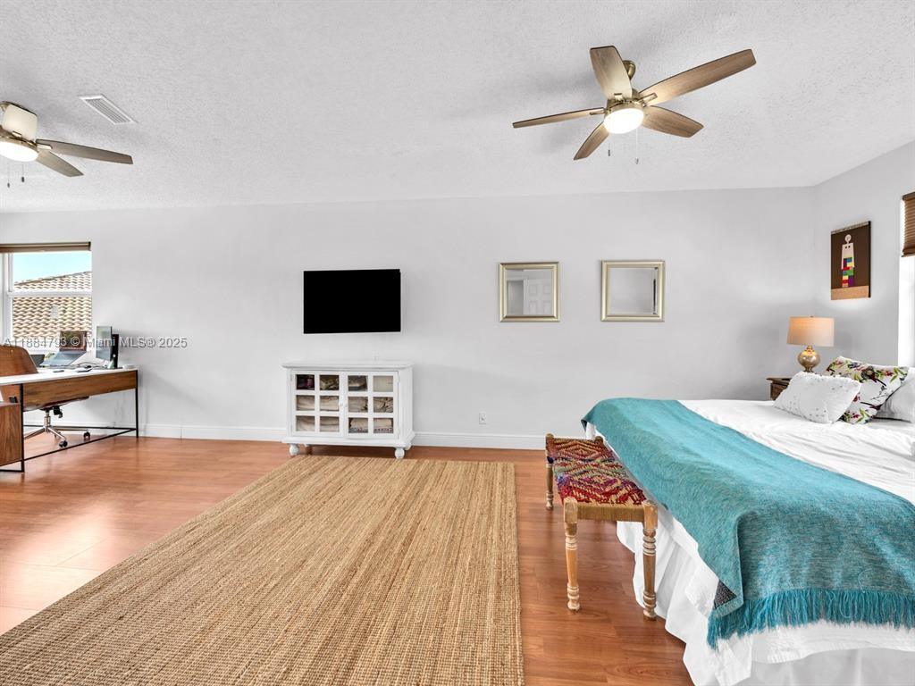 SECTOR 4 - Residential Lease