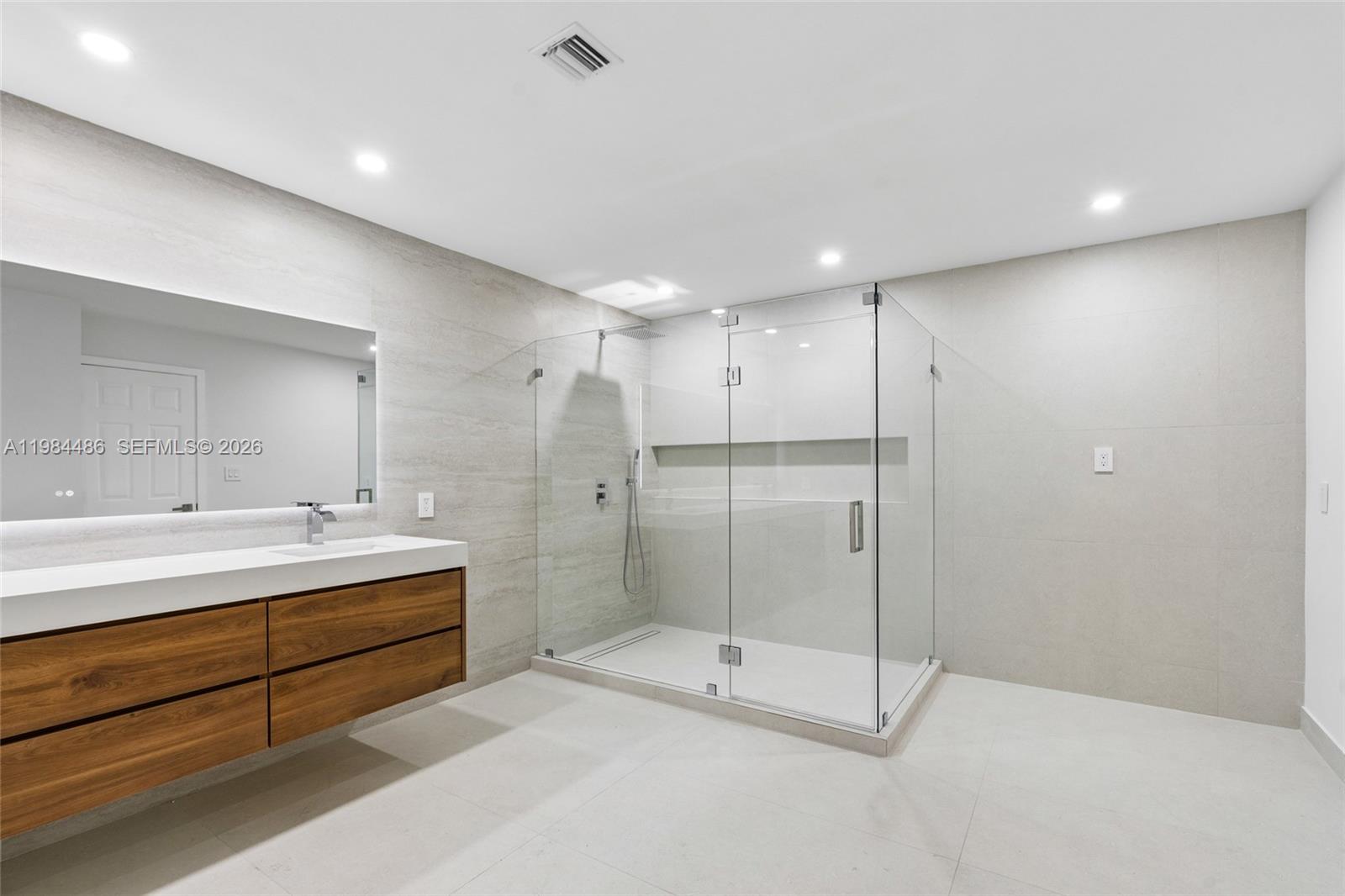 VIZCAYA AT THE HAMMOCKS 1 - Residential