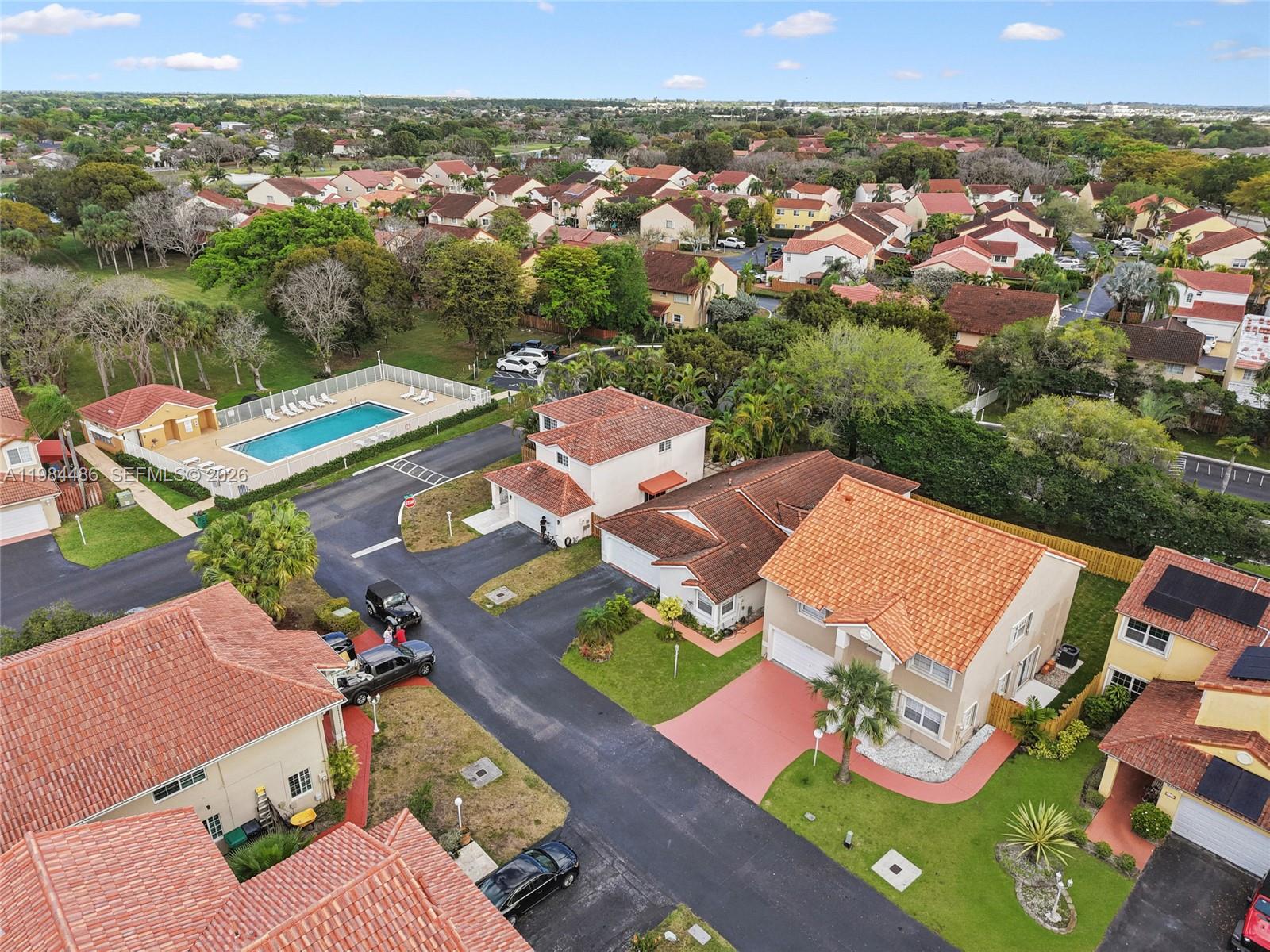 VIZCAYA AT THE HAMMOCKS 1 - Residential