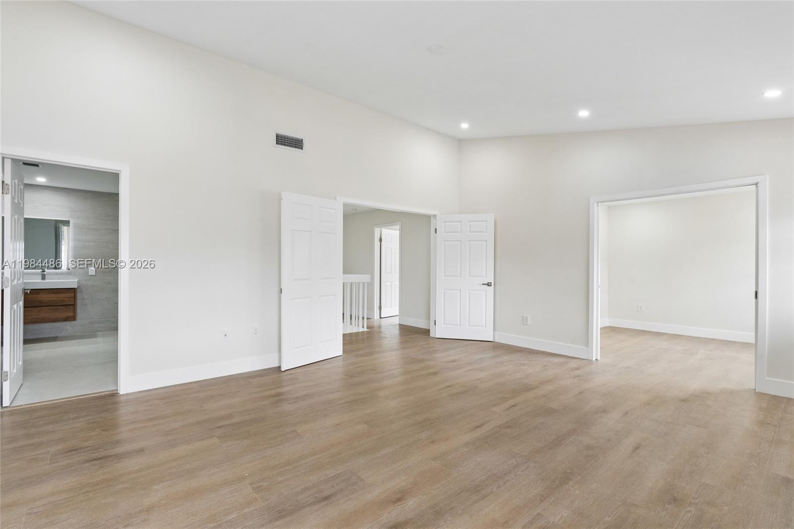 VIZCAYA AT THE HAMMOCKS 1 - Residential