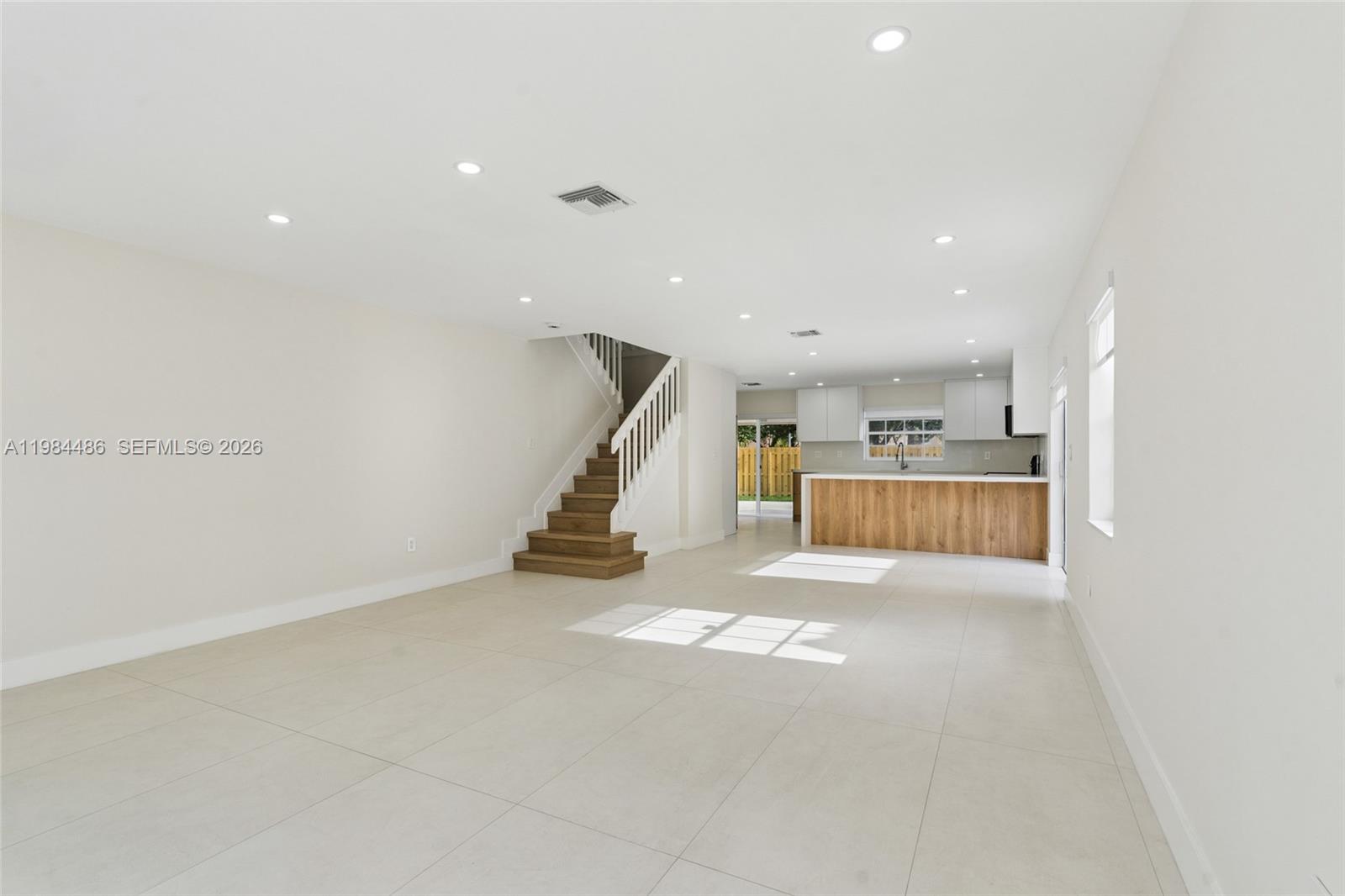 VIZCAYA AT THE HAMMOCKS 1 - Residential