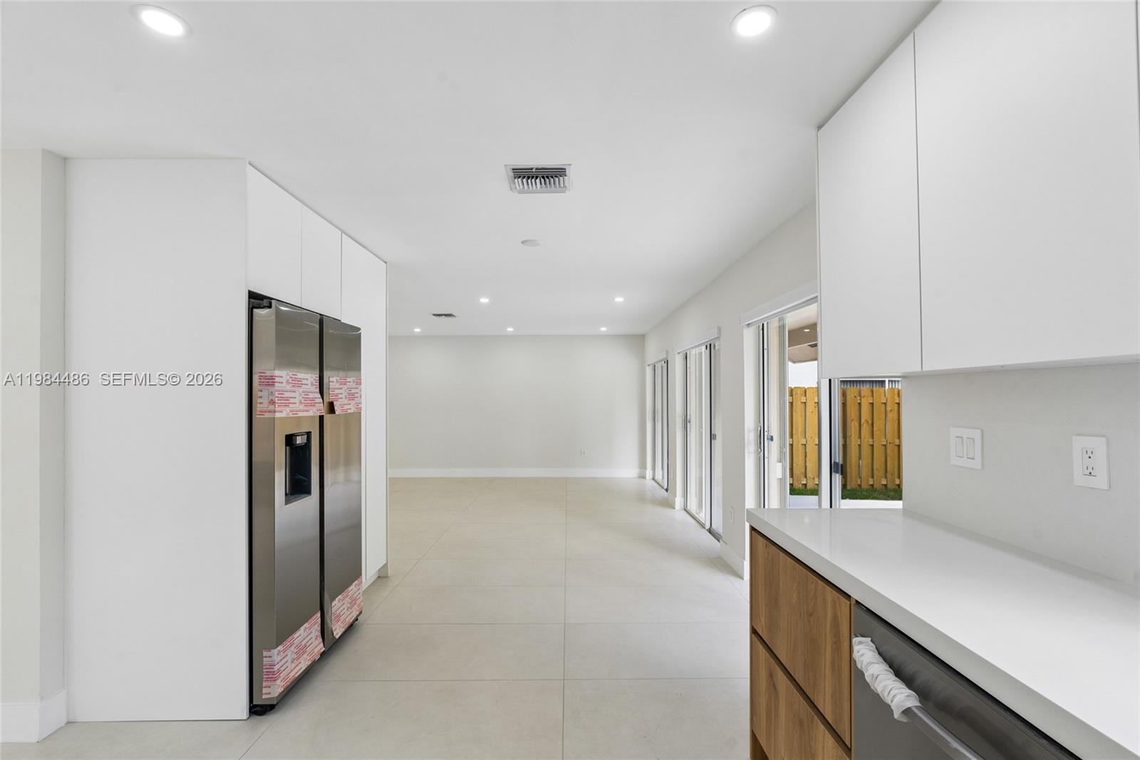 VIZCAYA AT THE HAMMOCKS 1 - Residential