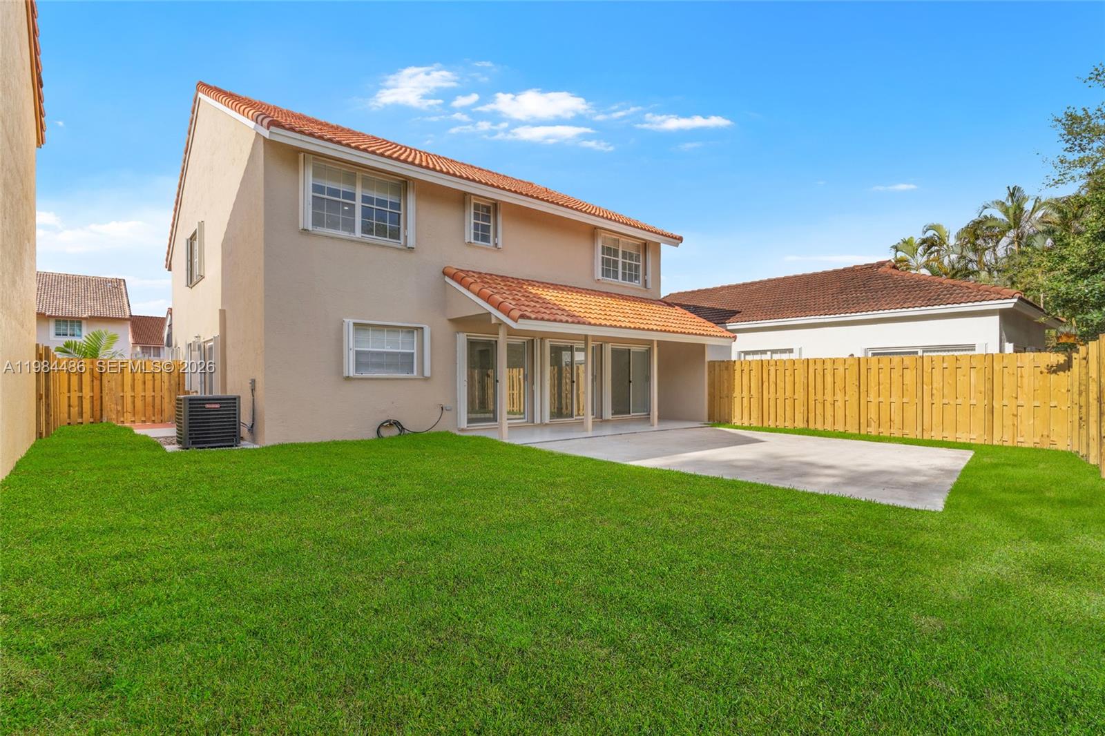 VIZCAYA AT THE HAMMOCKS 1 - Residential