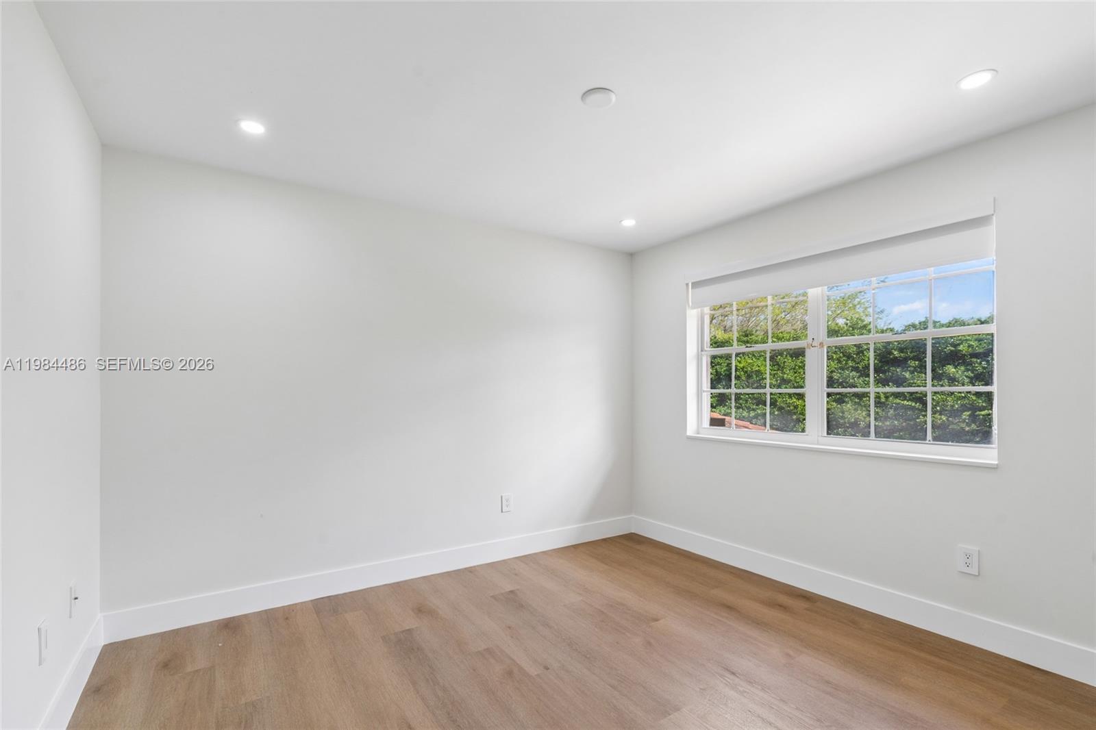 VIZCAYA AT THE HAMMOCKS 1 - Residential