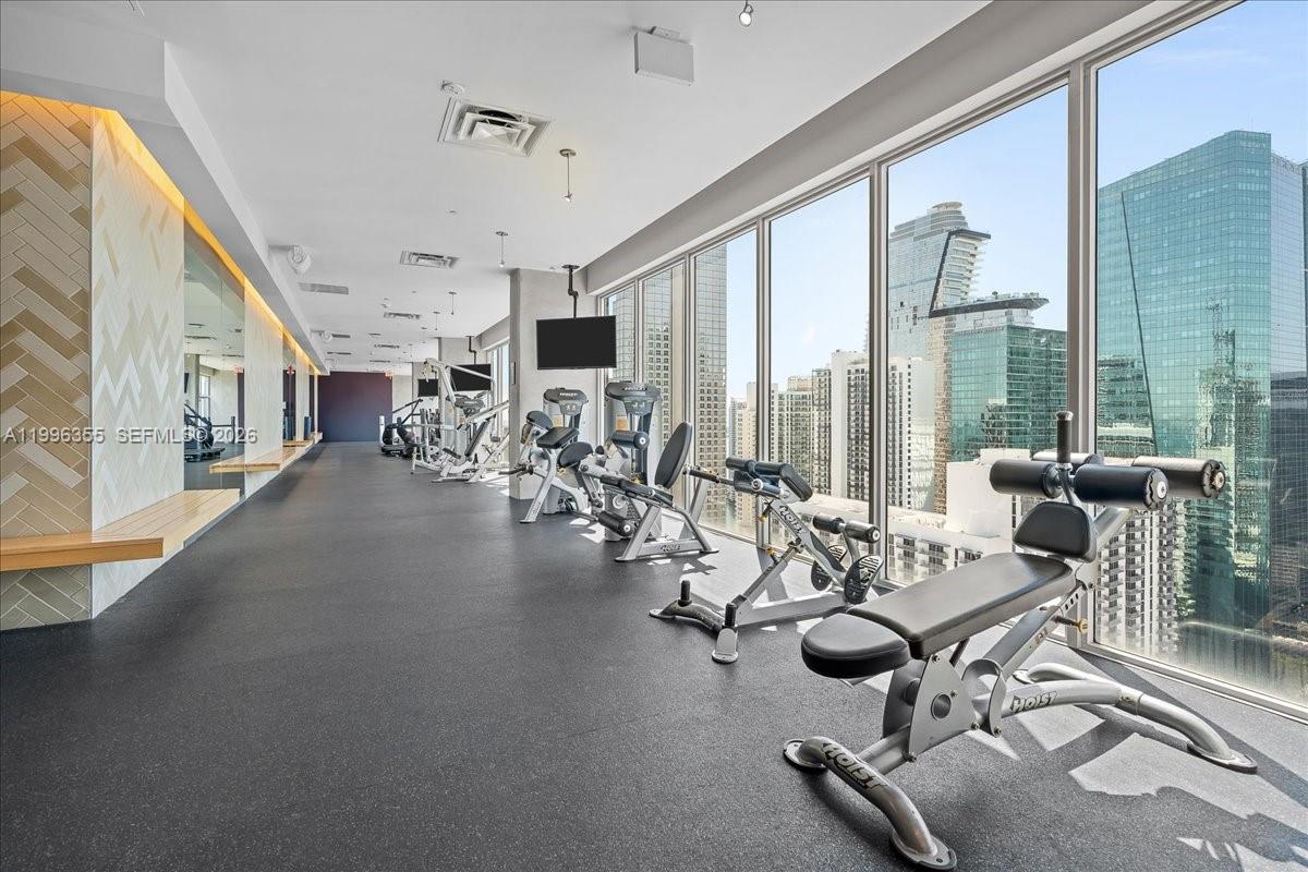 CENTRO CONDO - Residential