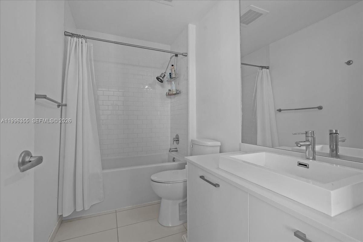 CENTRO CONDO - Residential