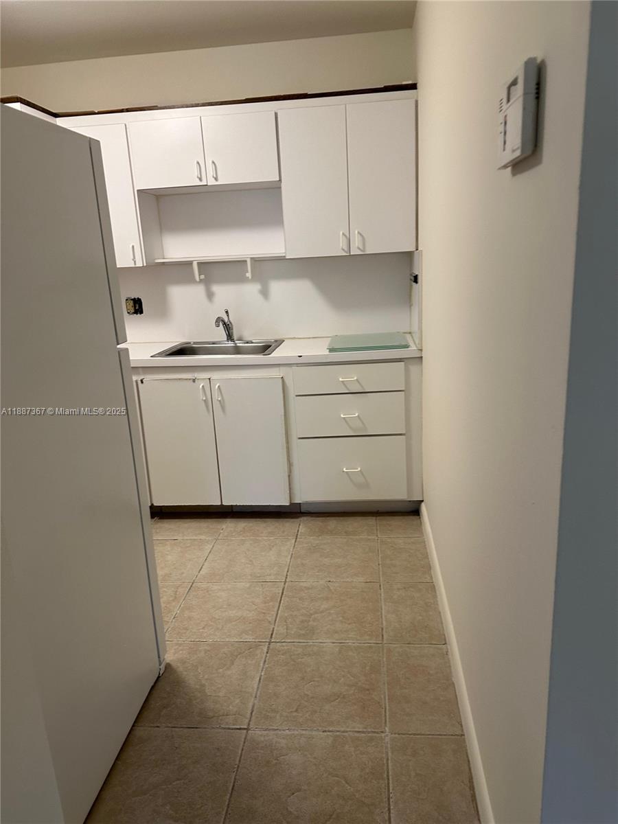 KINGS CREEK WEST CONDO BL - Residential Lease