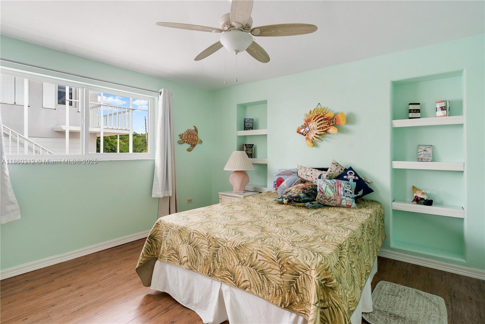 ROCK HARBOR ESTATE - Residential