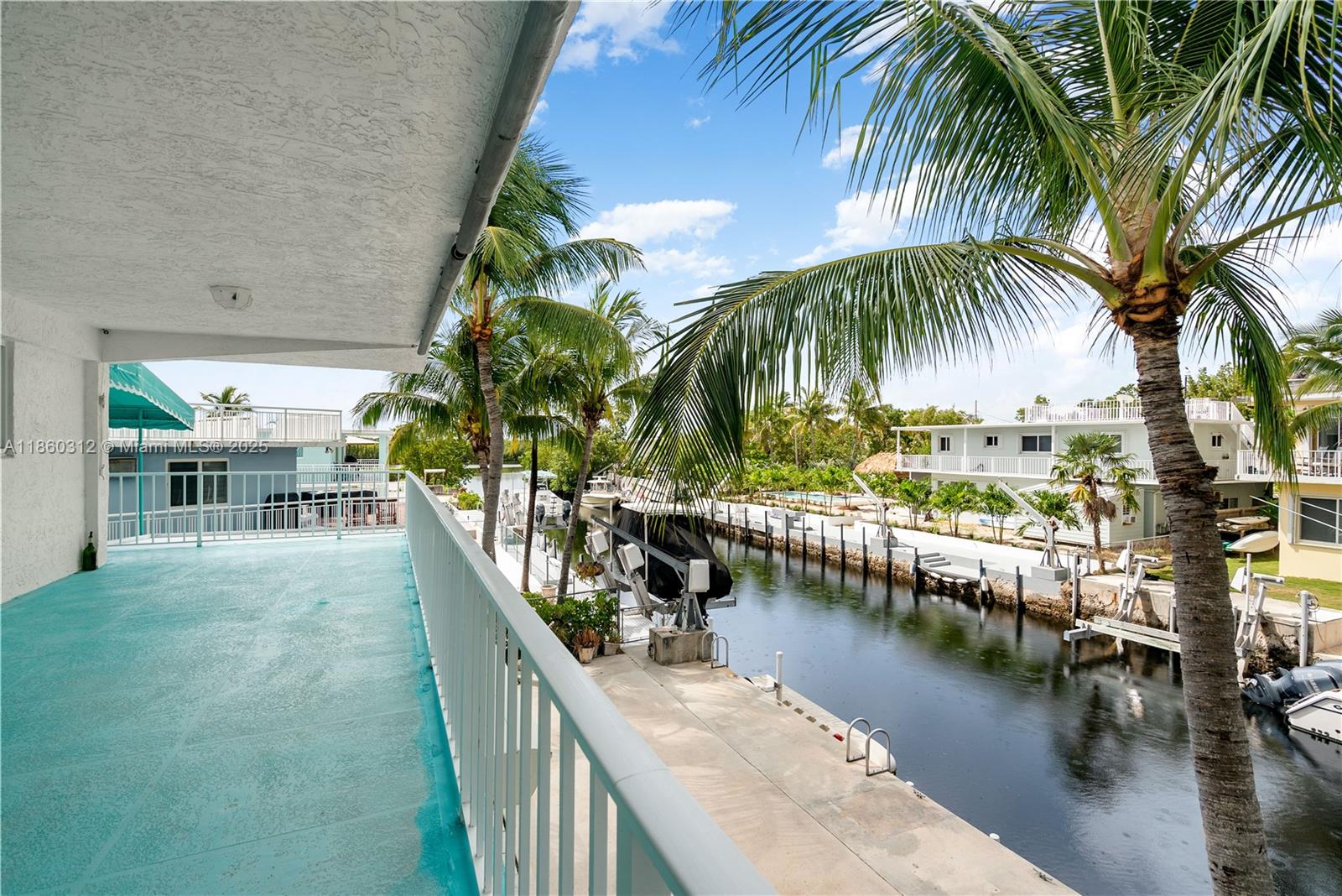 ROCK HARBOR ESTATE - Residential