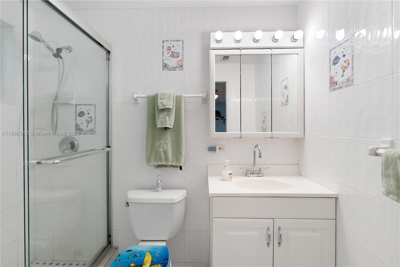 ROCK HARBOR ESTATE - Residential