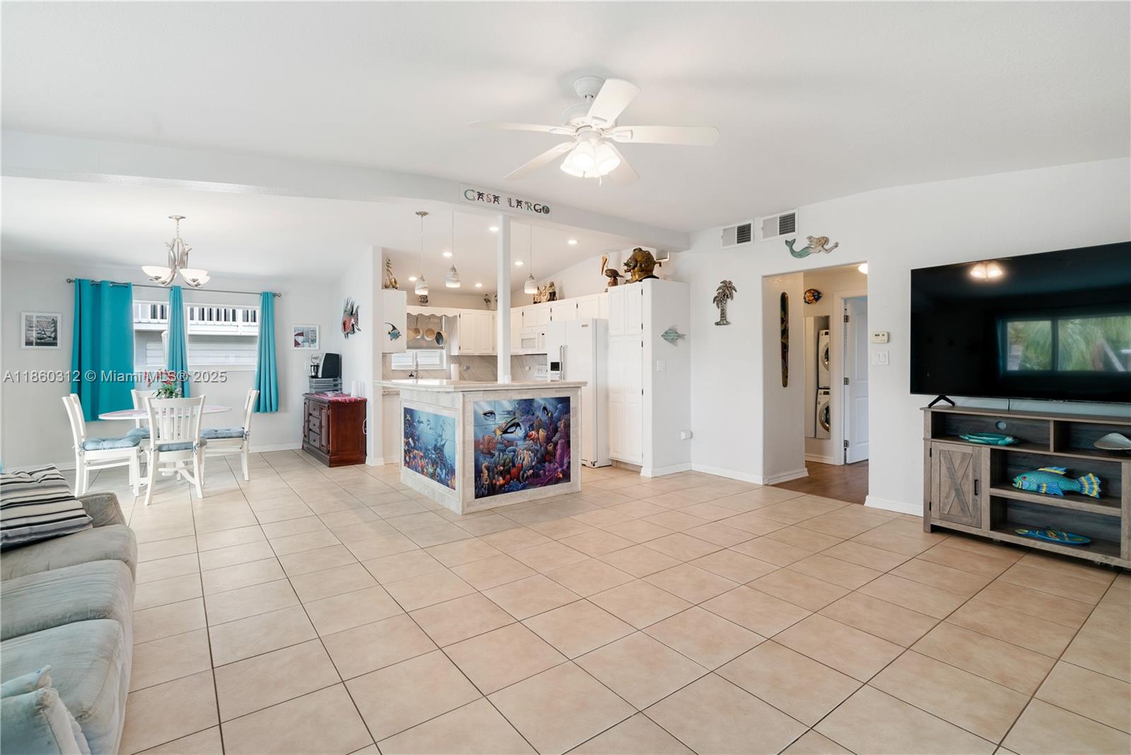 ROCK HARBOR ESTATE - Residential