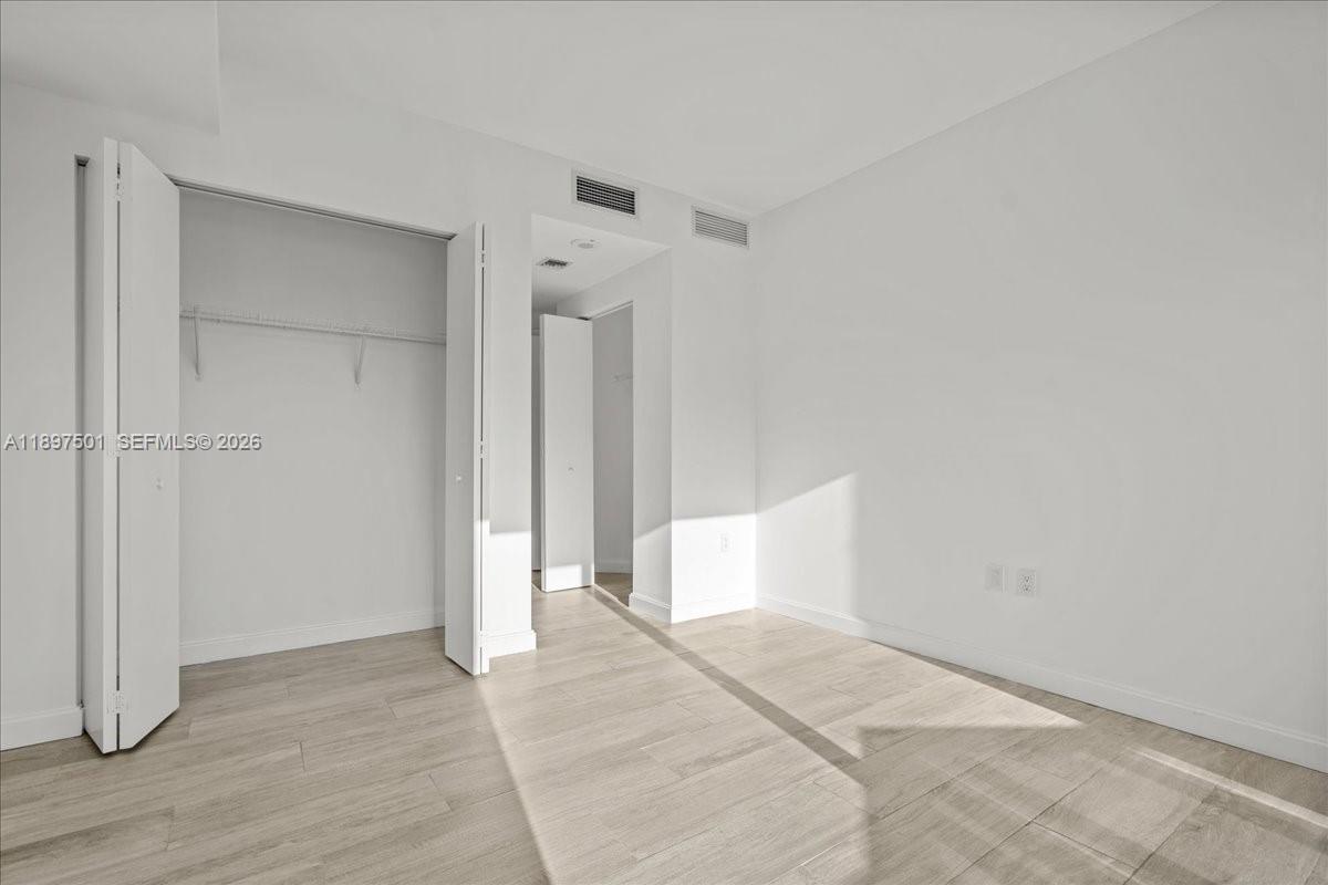 BRICKELL HEIGHTS WEST COND - Residential