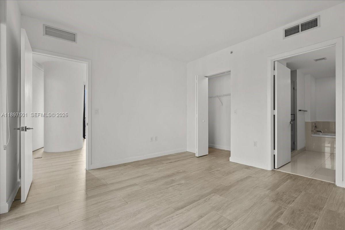 BRICKELL HEIGHTS WEST COND - Residential