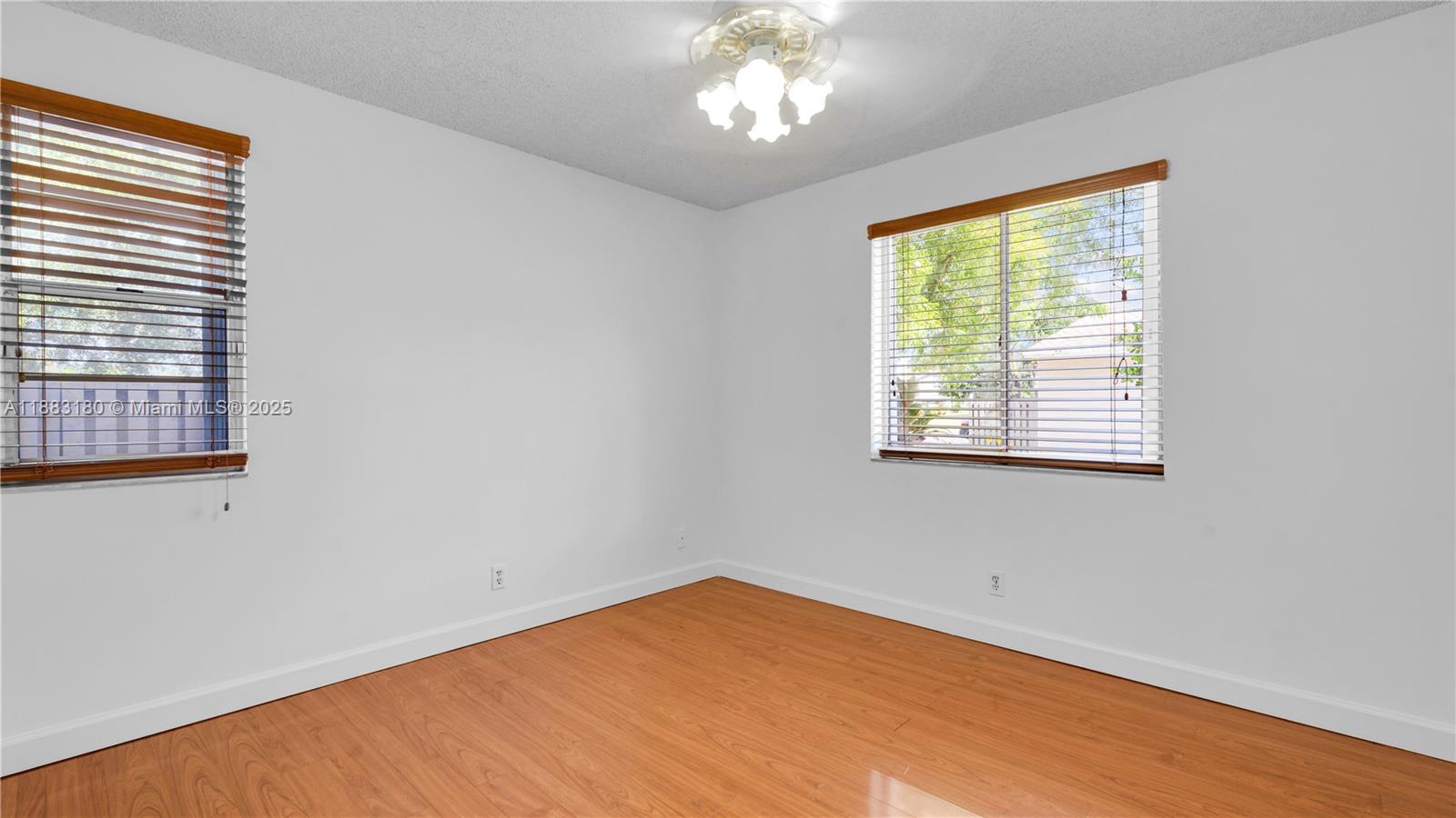 WOODGATE CONDOMINIUM 31 - Residential Lease