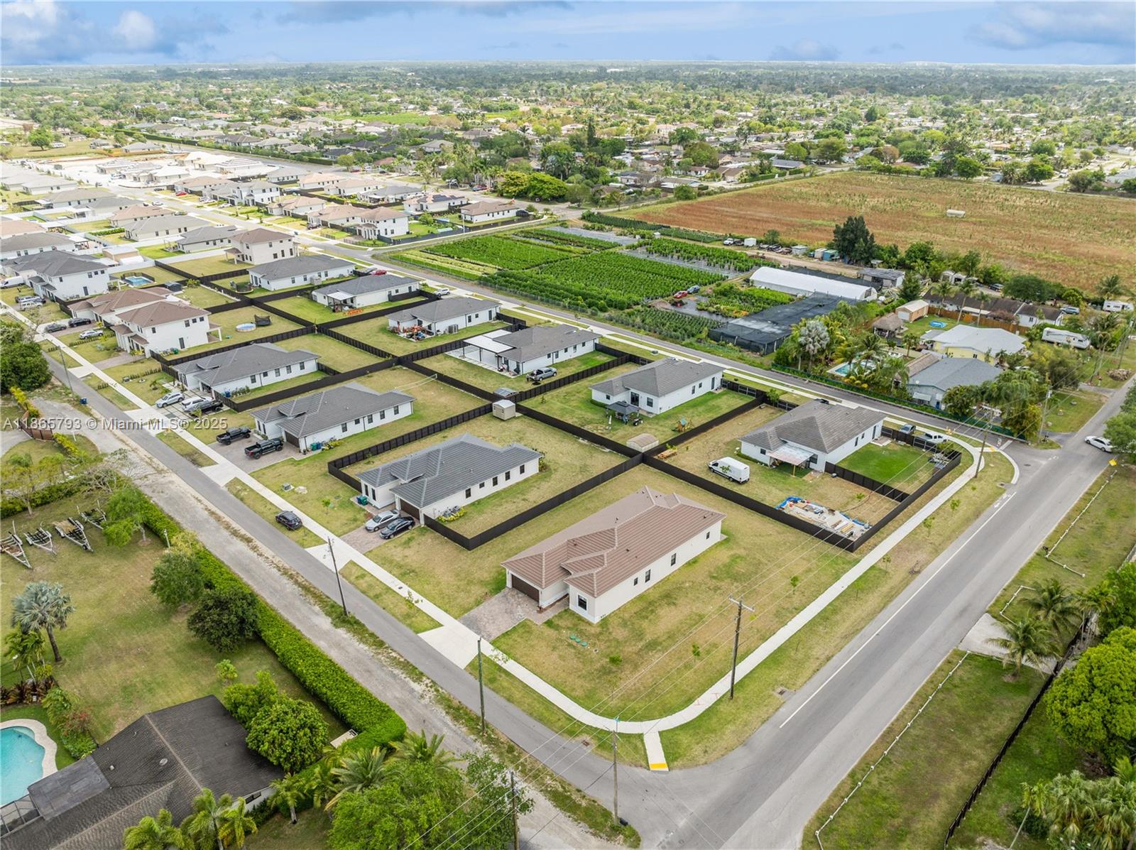 CENTURY ROYAL HOMES - Residential