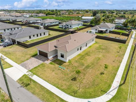 Photo of 31171 SW 193rd Ave, Homestead, FL 33030 (MLS # A11865793)
