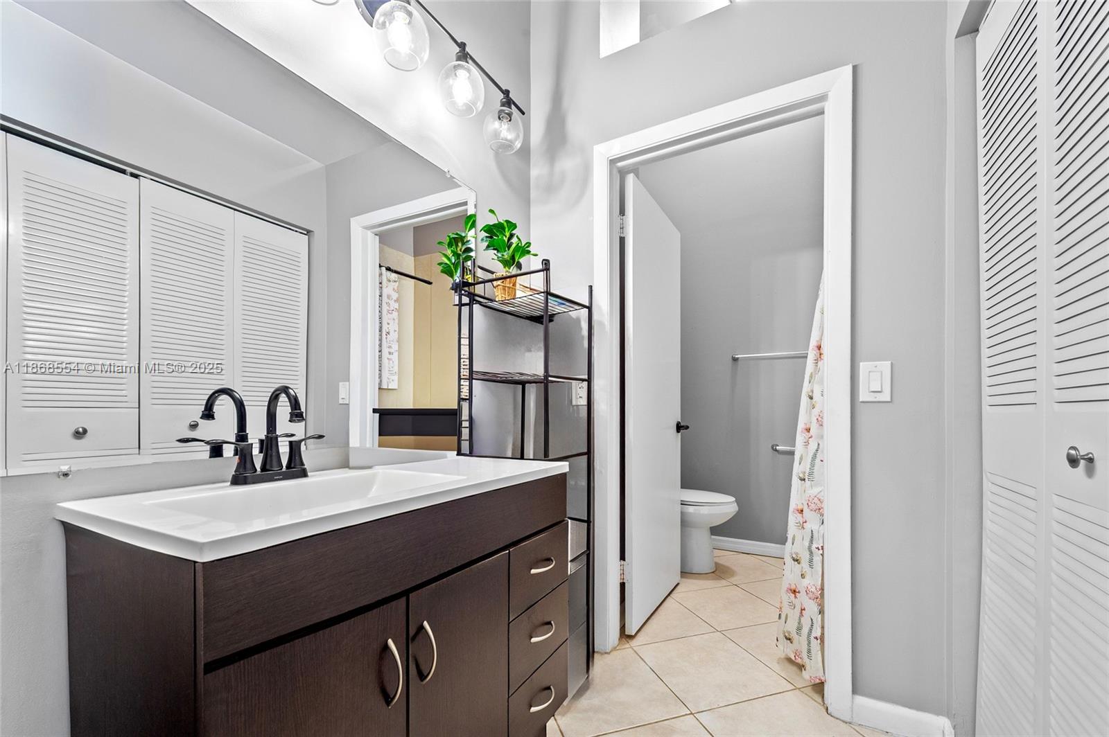 CYPRESS AT WOODMONT III - Residential