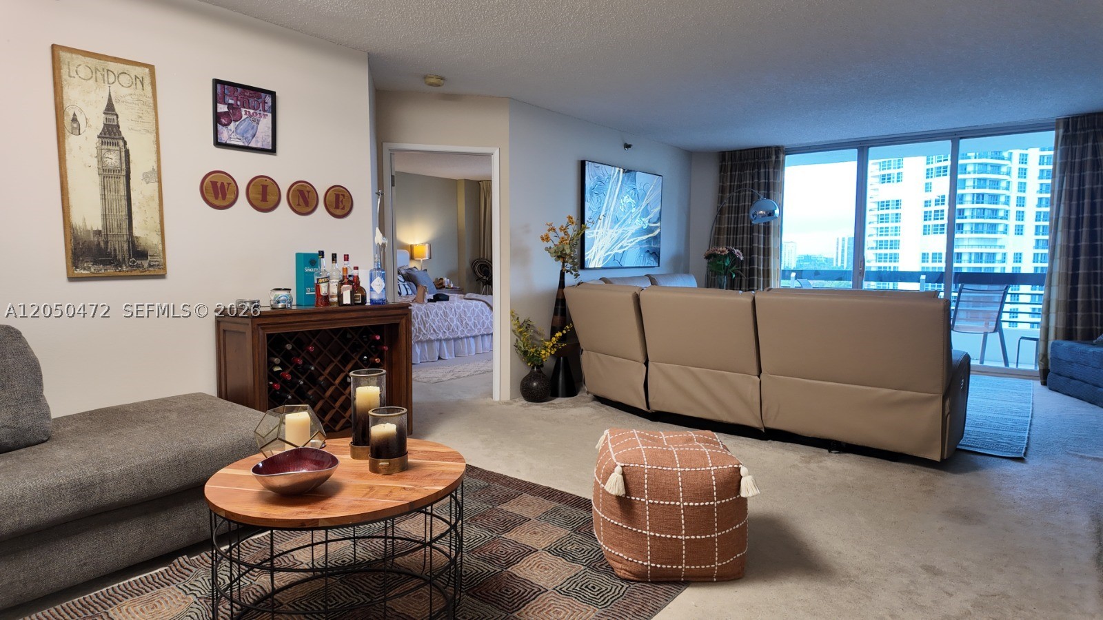 3600 Mystic Pointe Dr 1111