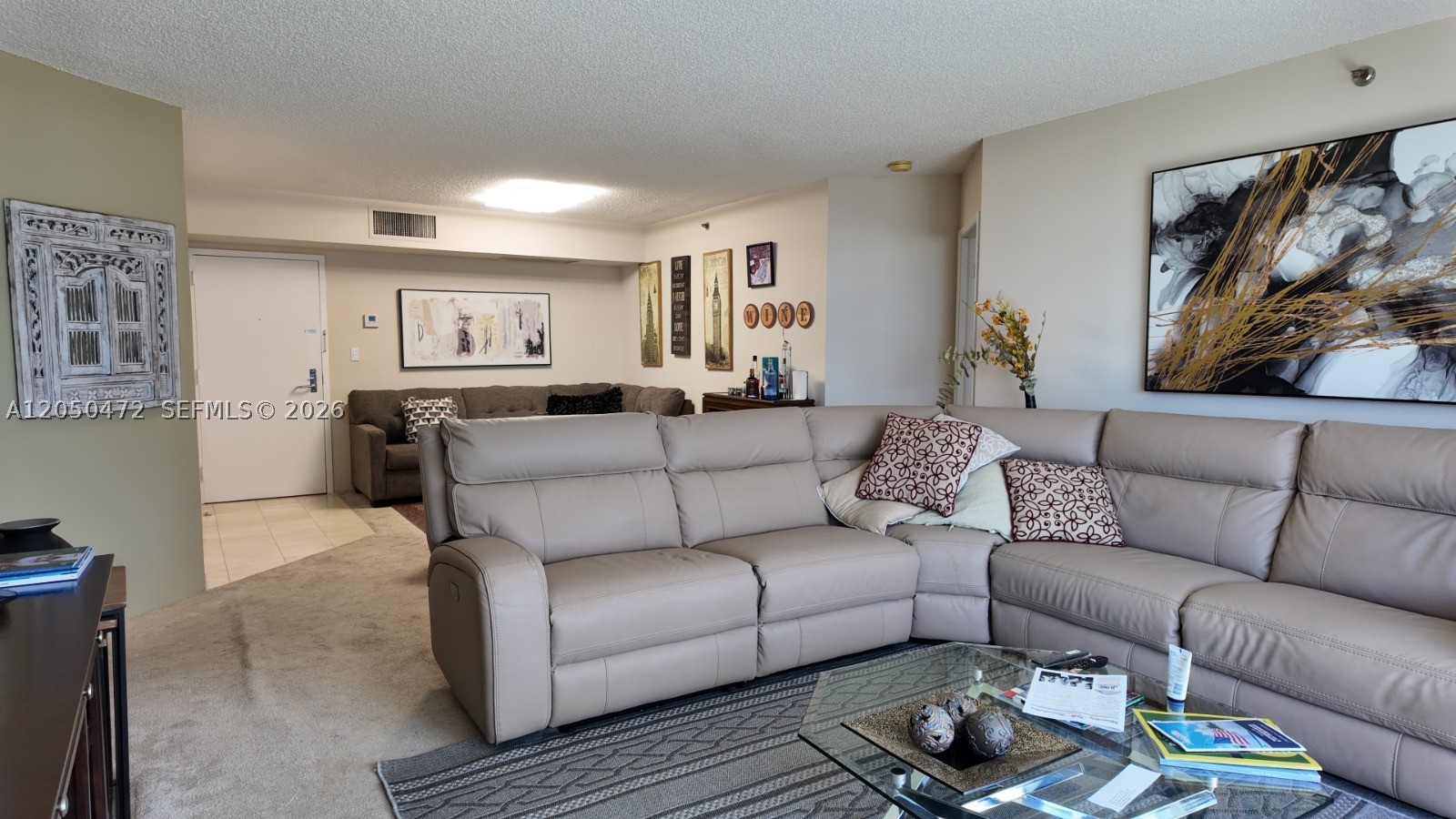 3600 Mystic Pointe Dr 1111