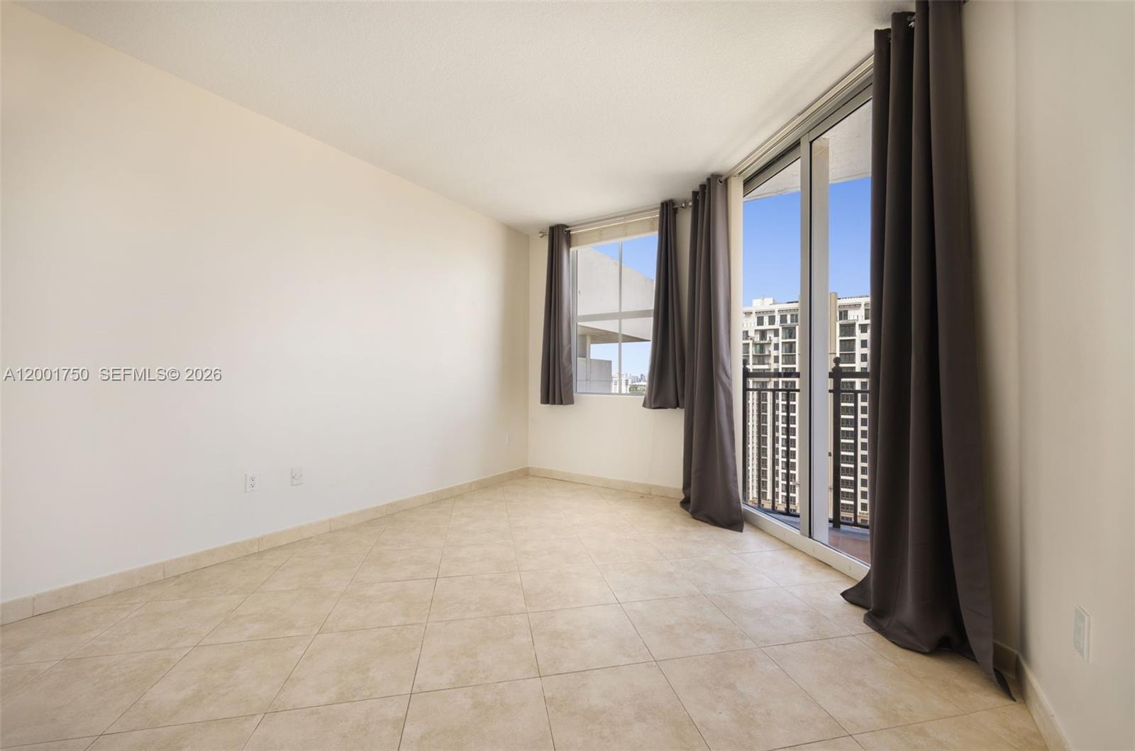 GABLES PARK TOWER - Residential