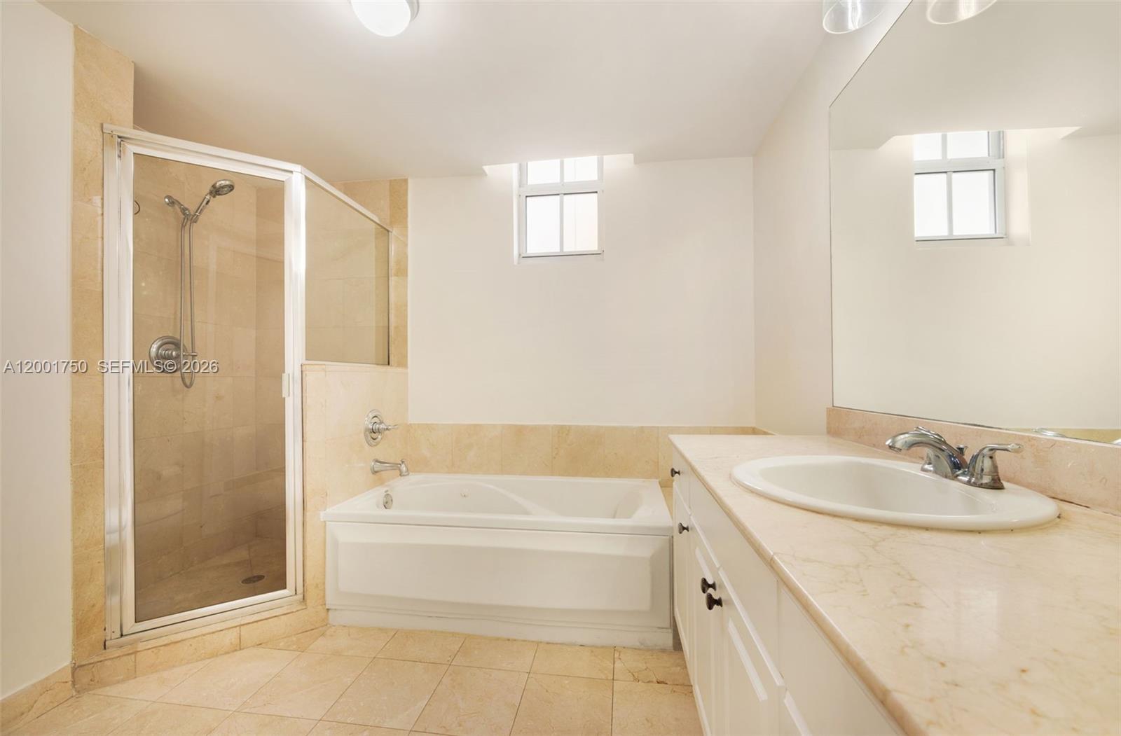 GABLES PARK TOWER - Residential