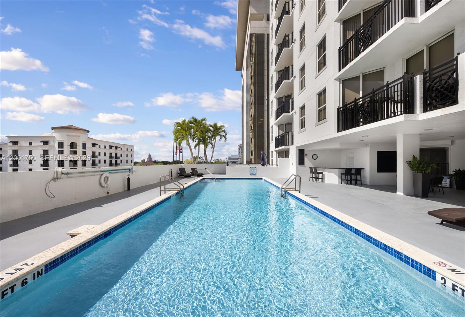 357 Almeria Ave 1507