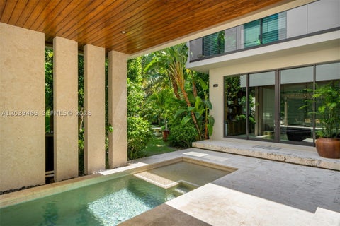 Tiny photo for 7851 SW 48th Pl, Miami, FL 33143 (MLS # A12039469)