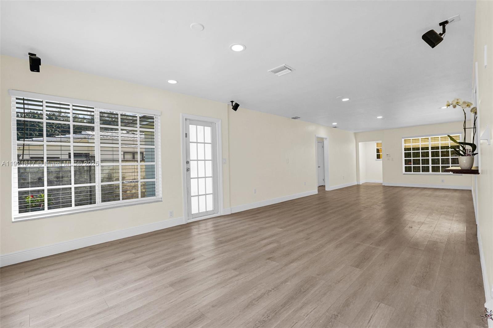 CORAL WAY HEIGHTS - Residential