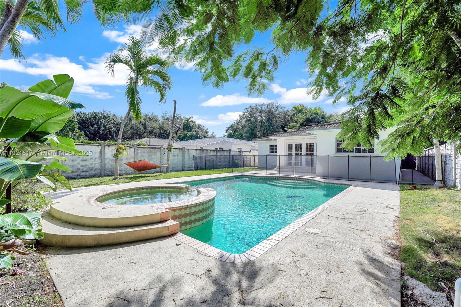 CORAL WAY HEIGHTS - Residential