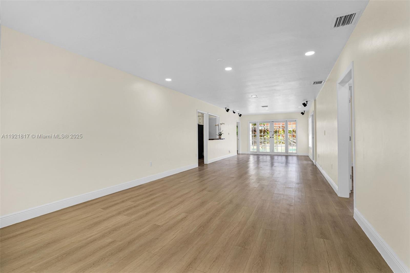 CORAL WAY HEIGHTS - Residential