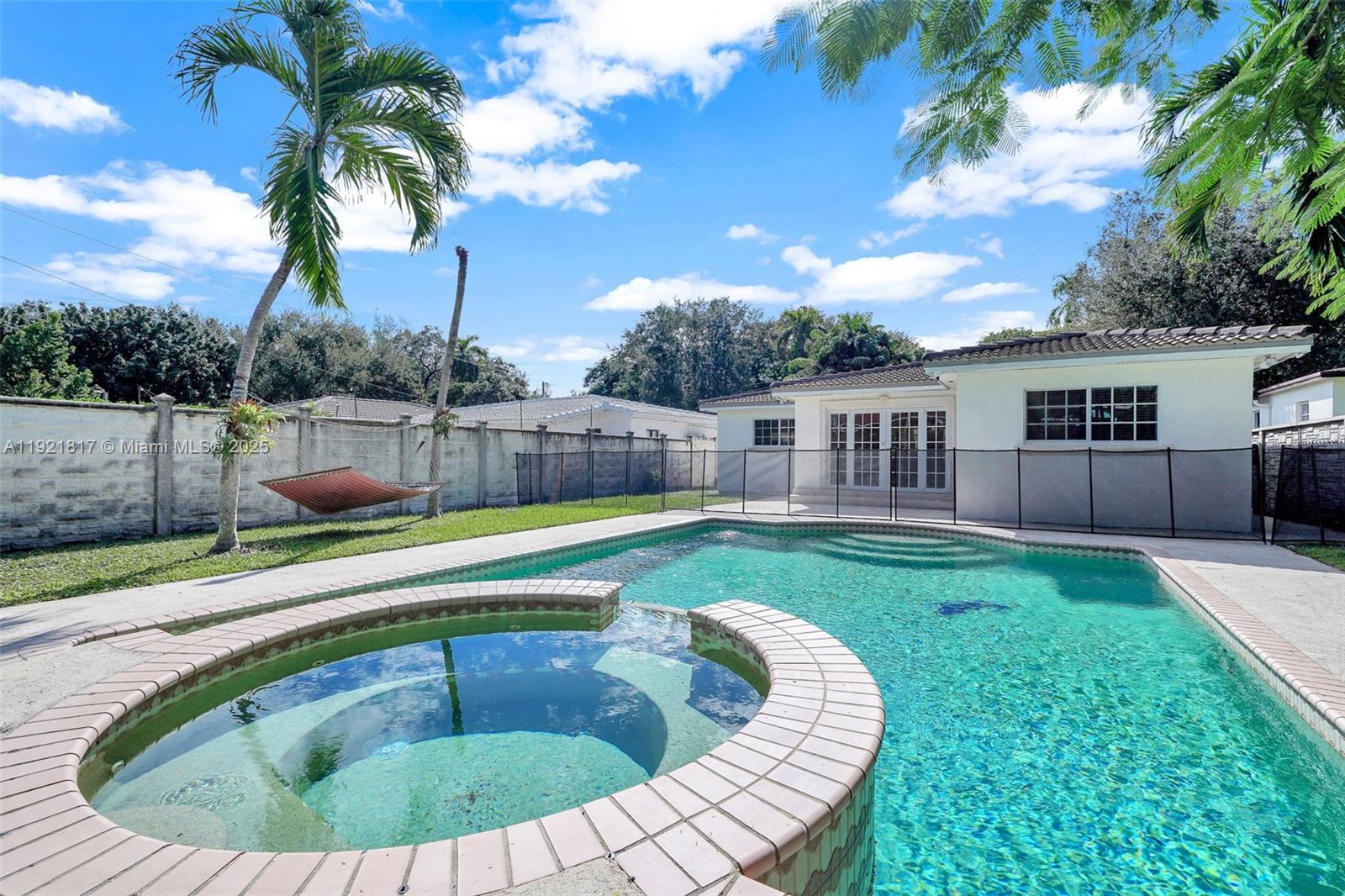 CORAL WAY HEIGHTS - Residential