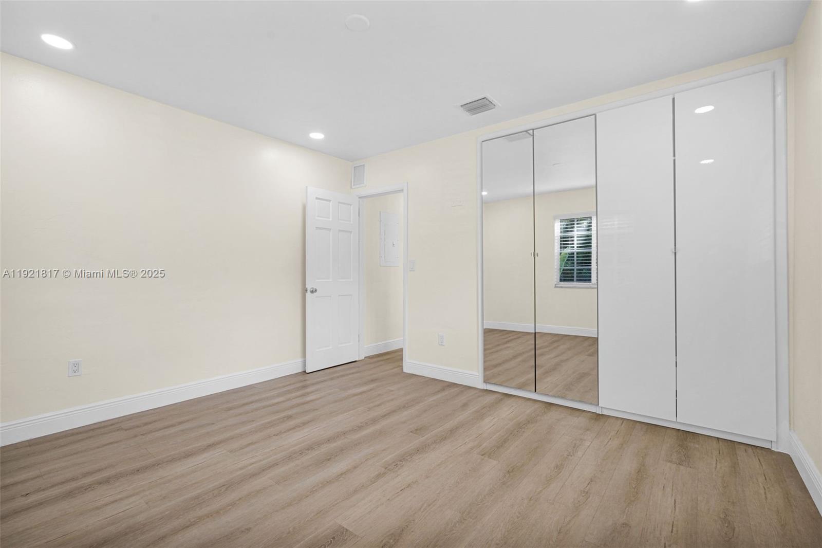 CORAL WAY HEIGHTS - Residential